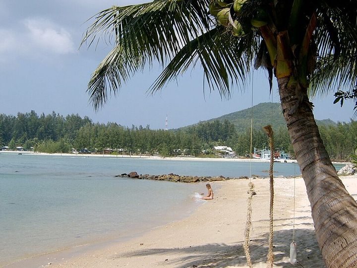 Sri Thanu beach near Zen Beach
